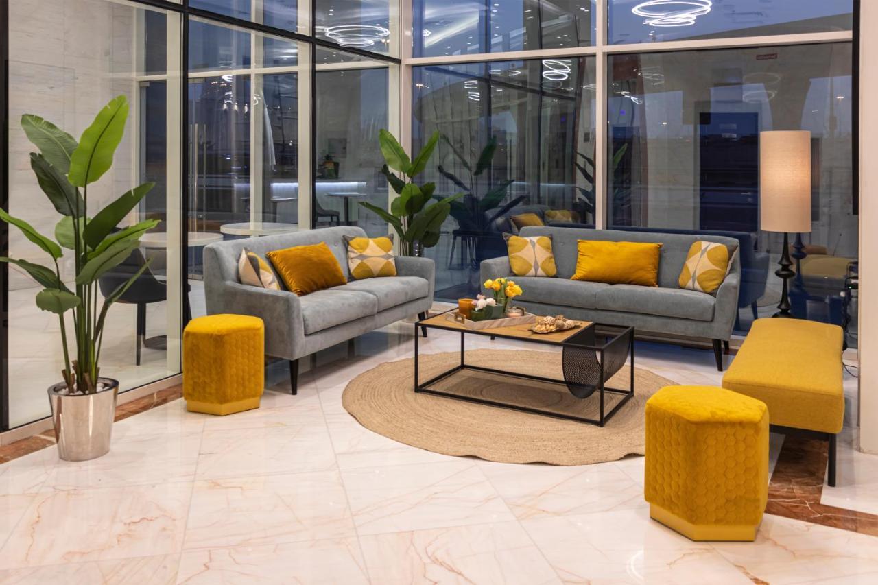 שארג'ה Viola Hotel Apartments מראה חיצוני תמונה