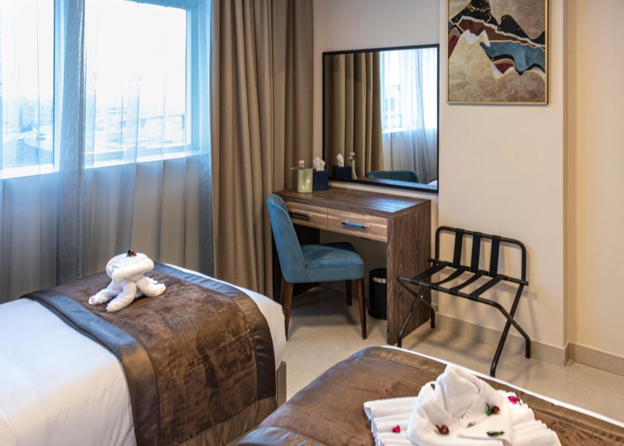 שארג'ה Viola Hotel Apartments מראה חיצוני תמונה