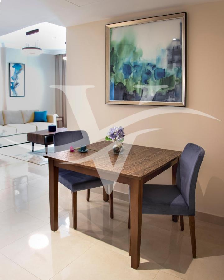 שארג'ה Viola Hotel Apartments מראה חיצוני תמונה